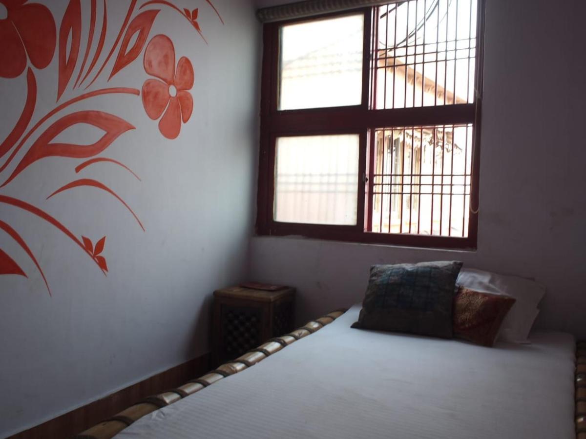 Shri Guest House Varanasi Luaran gambar