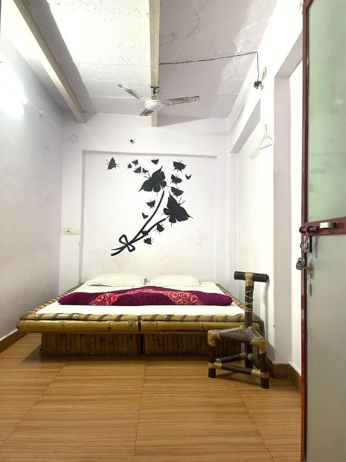 Shri Guest House Varanasi Luaran gambar