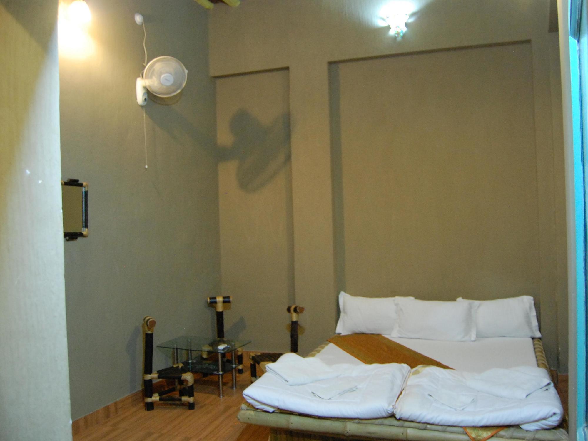 Shri Guest House Varanasi Luaran gambar