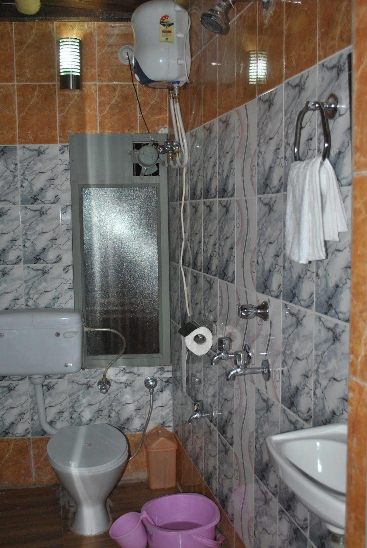 Shri Guest House Varanasi Luaran gambar