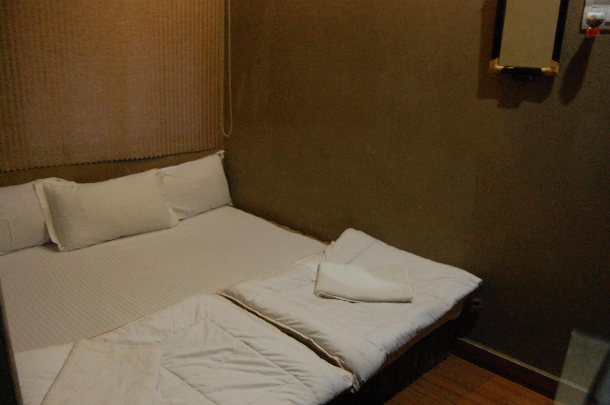 Shri Guest House Varanasi Luaran gambar